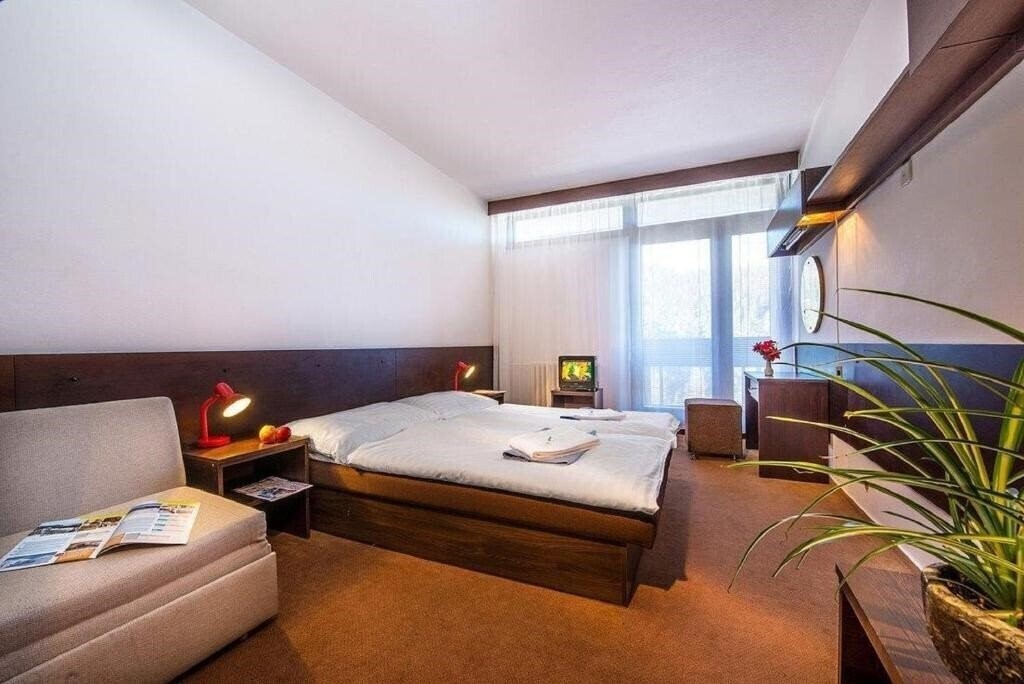 Отель Marmot Sorea Hotel (ex. Hotel Jan Sverma) 2*