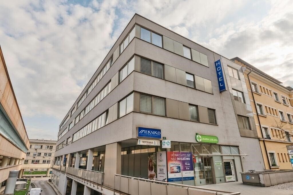 Imaginea Hotel Meksiko 3*