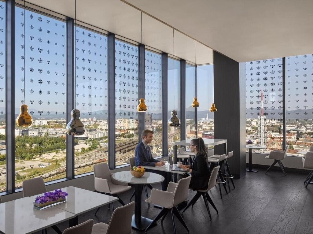 Fotografii Htl Intercontinental 5*