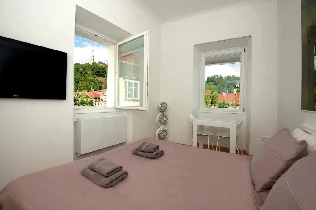 Imaginea Galeria River 3*