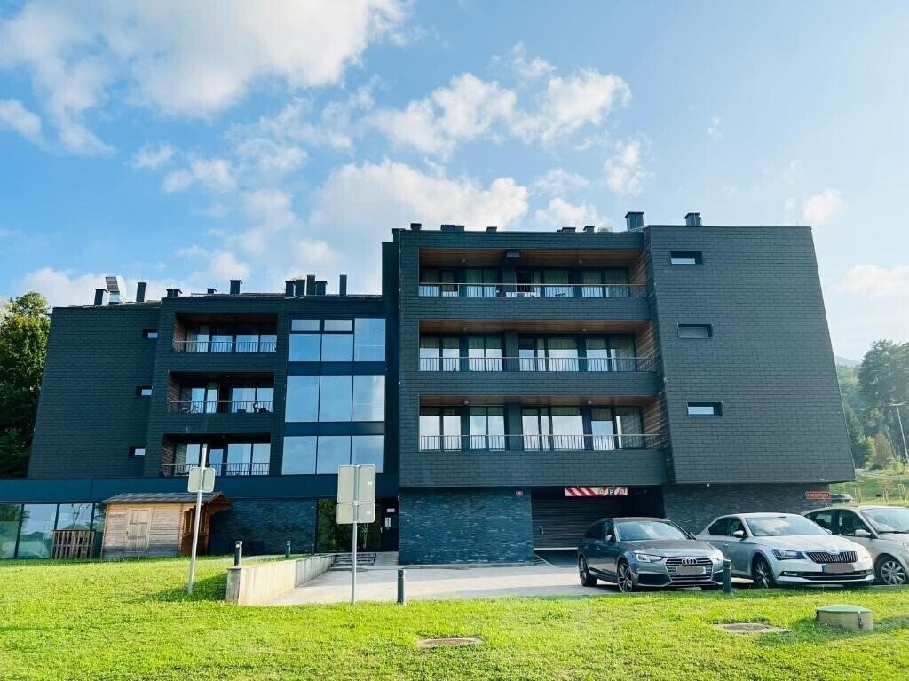 Hotel Gozdna Villa Mari 4*