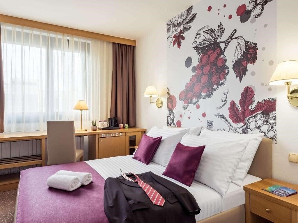 Imaginea Piramida 4*