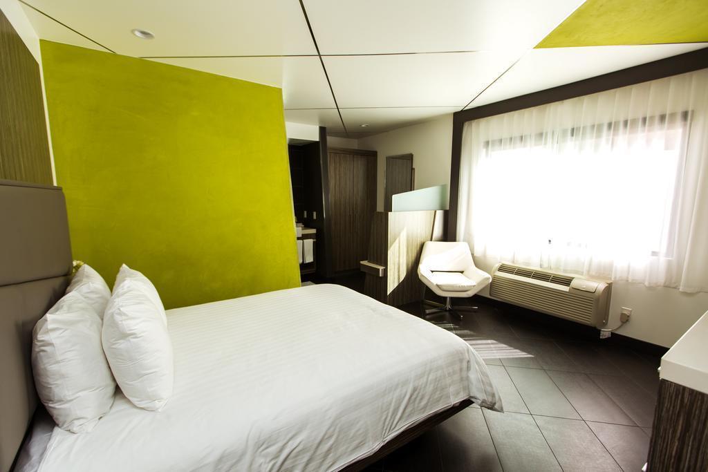 Фотография The Moment Hotel 3*