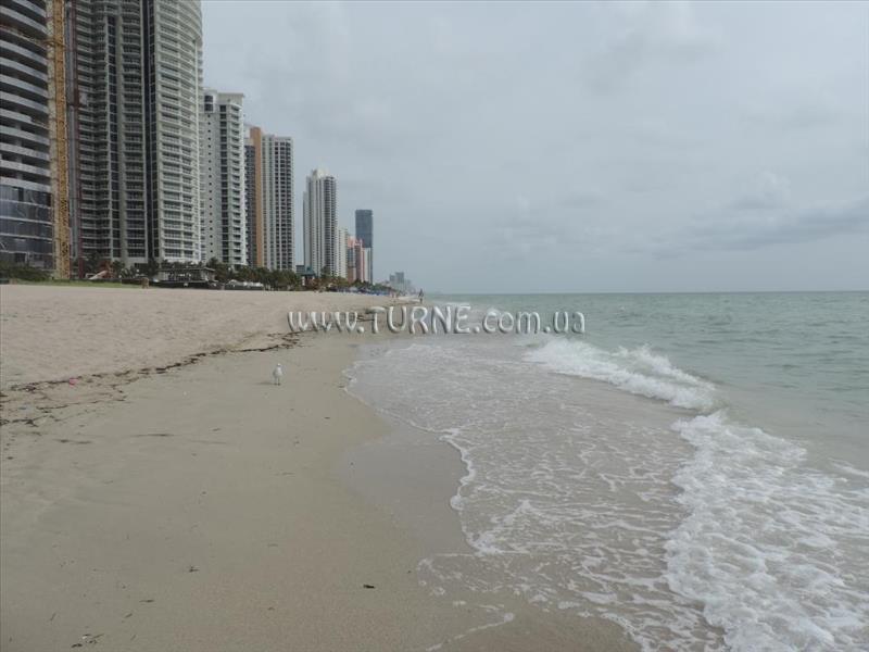 Фото Days Hotel Thunderbird Beach Resort 4*