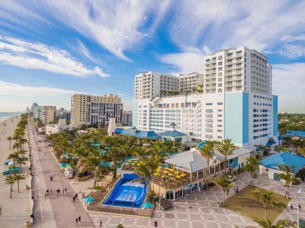 Отель Margaritaville Hollywood Beach Resort 4*