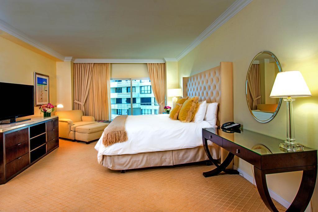 Imaginea Sea View Hotel 4*