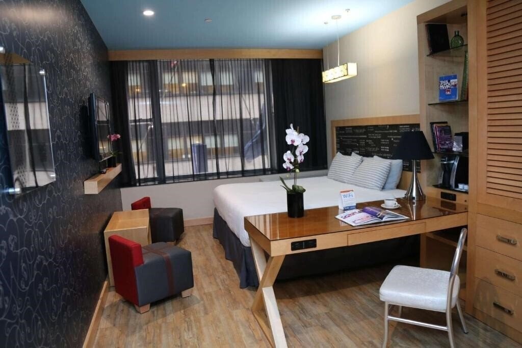 Фотография Tryp Times Square South 3*