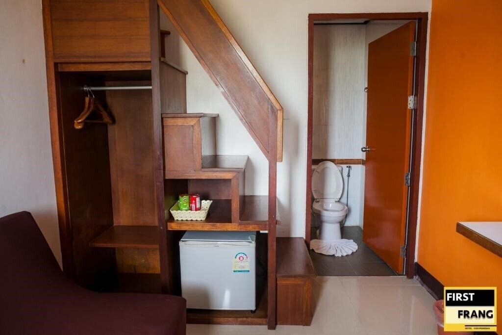 Fotografii First And Frang Hotel 2*