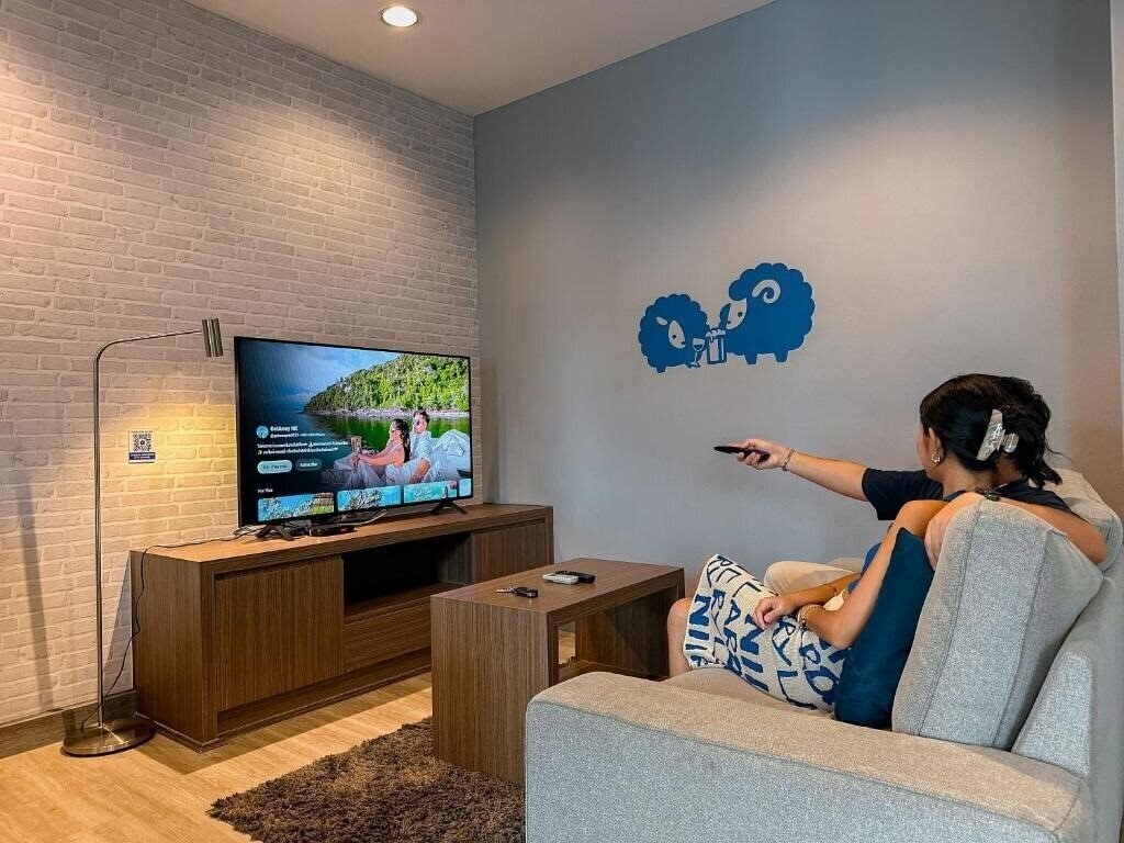 Imaginea Demeter Residences Suites Bangkok 3*
