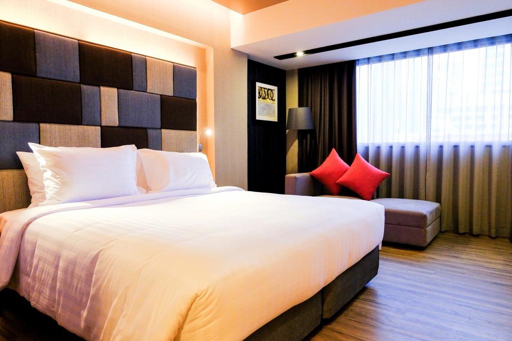 Imaginea Marvel Hotel Bangkok (ex. Grand Mercure Park Avenue) 4*