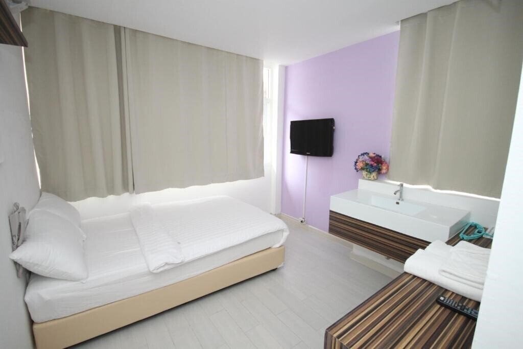 Отель Nantra Ekamai Hotel 3*