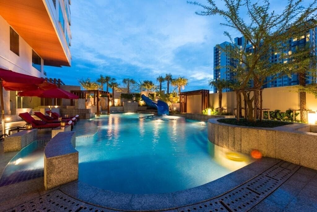 Hotel Jasmine Grande Residence 4*