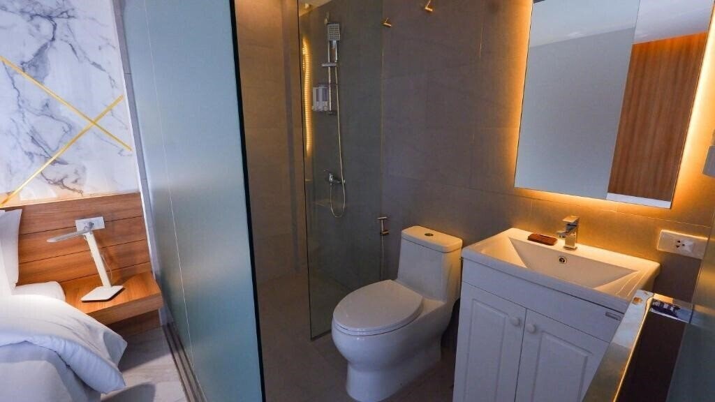 Фото Pinnacle Sukhumvit Inn Bangkok 3*