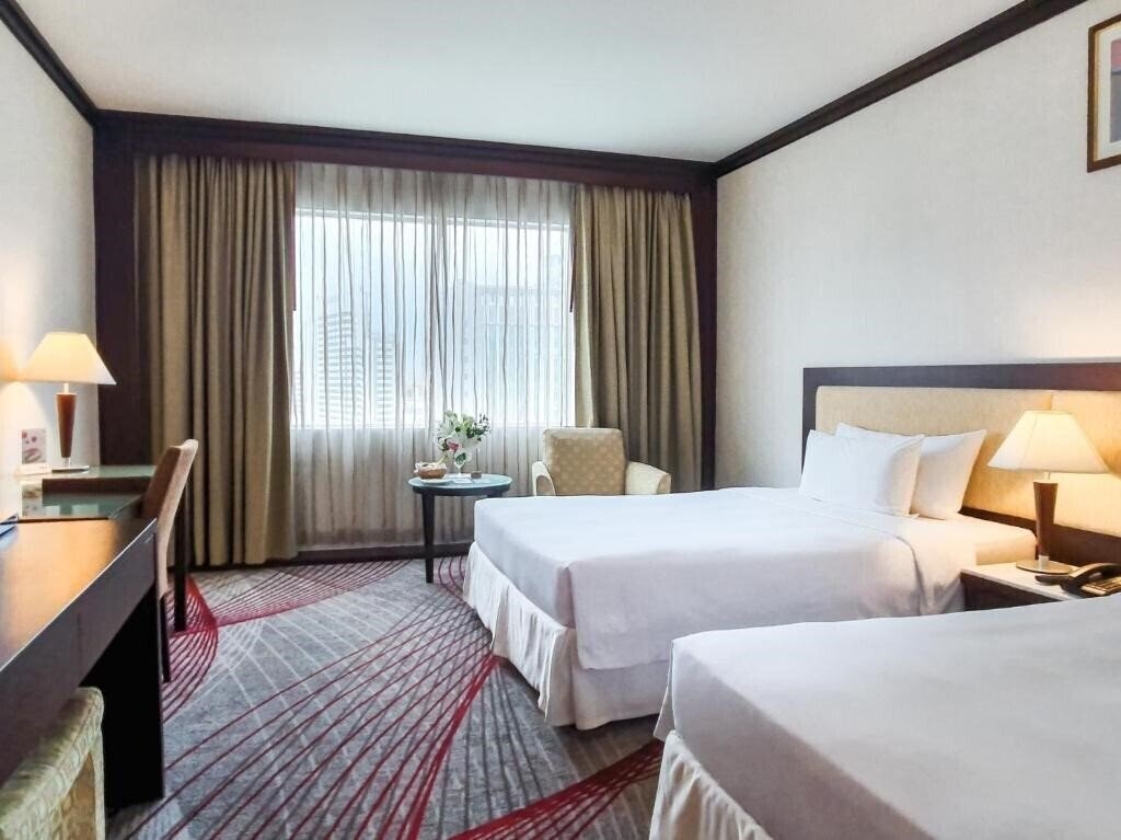 Изображение Zenith Sukhumvit 3*