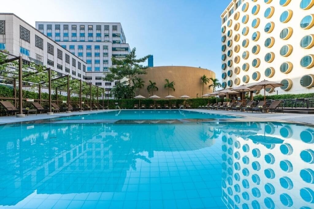 Fotografie Holiday Inn Silom 4*