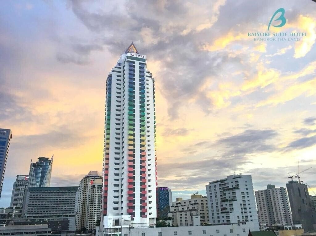 Отель Baiyoke Suite Hotel 3*