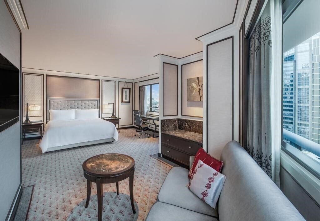 Imaginea Plaza Athenee Bangkok 5*