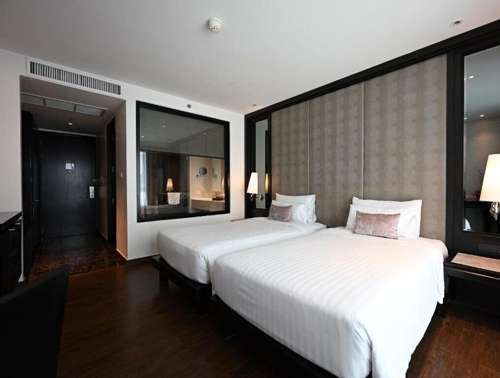 Фотография Movenpick Hotel Sukhumvit 15 Bangkok 5*