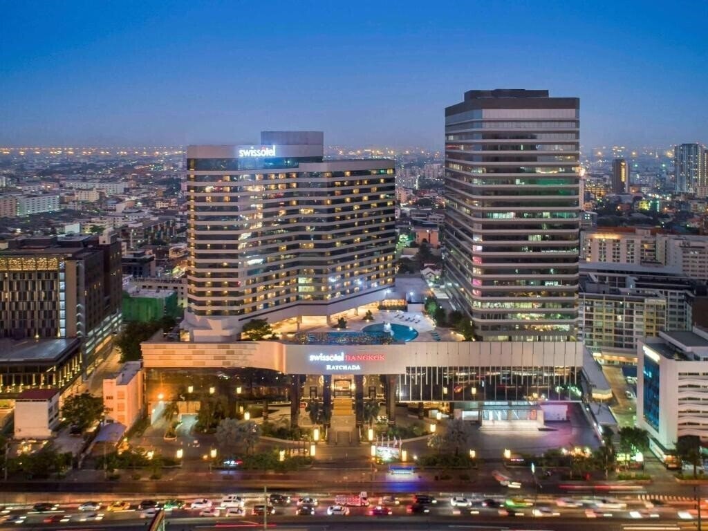 Hotel Swissotel Le Concorde 5*