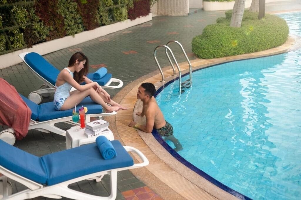 Изображение The Emerald Hotel Bangkok 4*