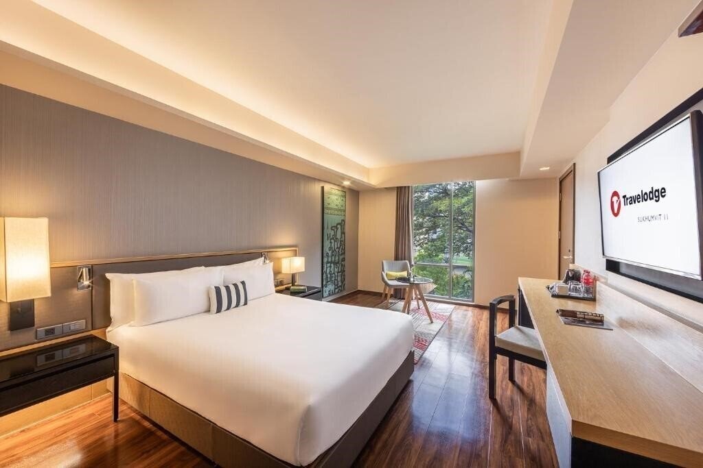 Imaginea Travelodge Sukhumvit 11 3*