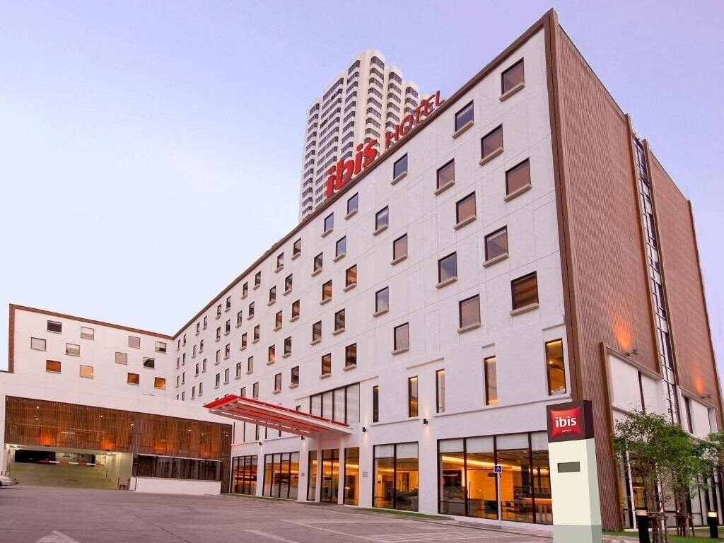 Hotel Ibis Sukhumvit Soi 4 3*
