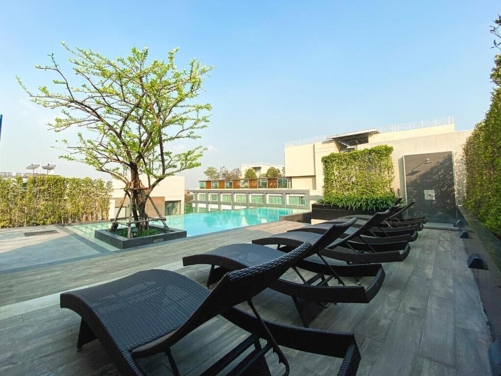 Imaginea Alix Bangkok Hotel 4*