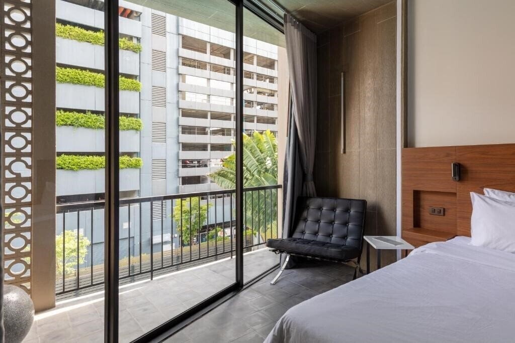 Fotografii Reno Hotel Bangkok Southwind Crew 4*