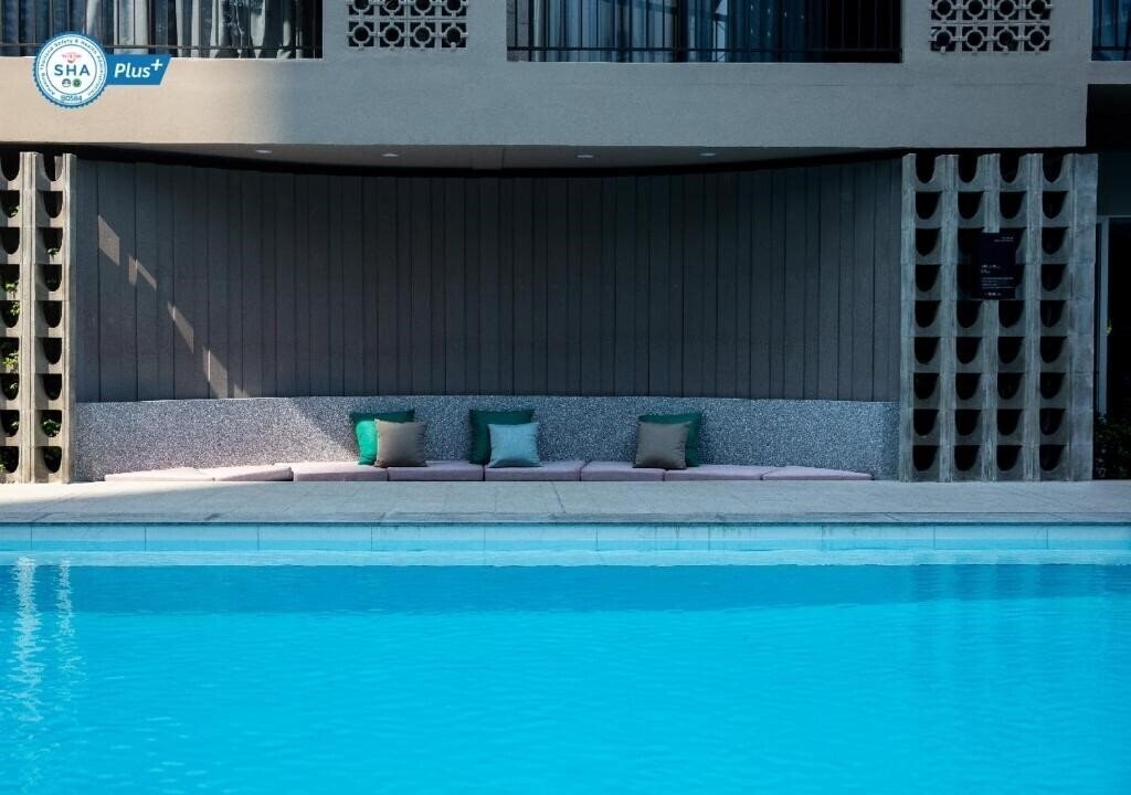 Imaginea Reno Hotel Bangkok Southwind Crew 4*