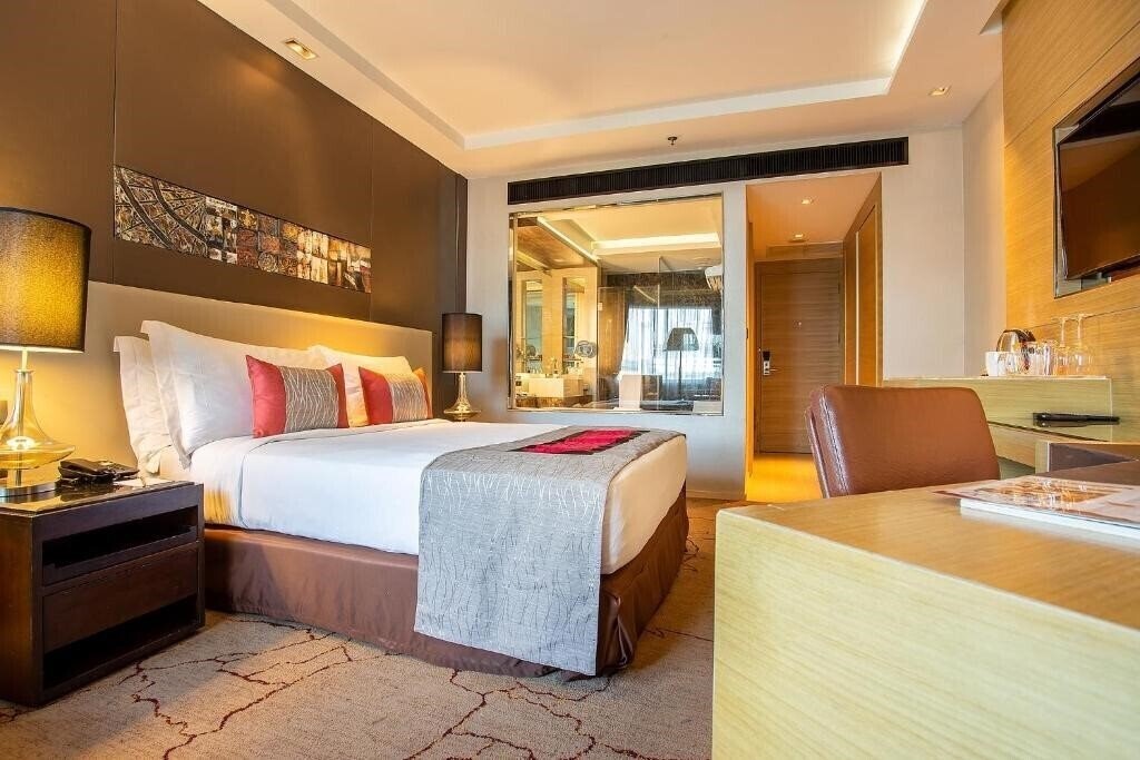 Imaginea Graceland Bangkok By Grace Hotel 4*