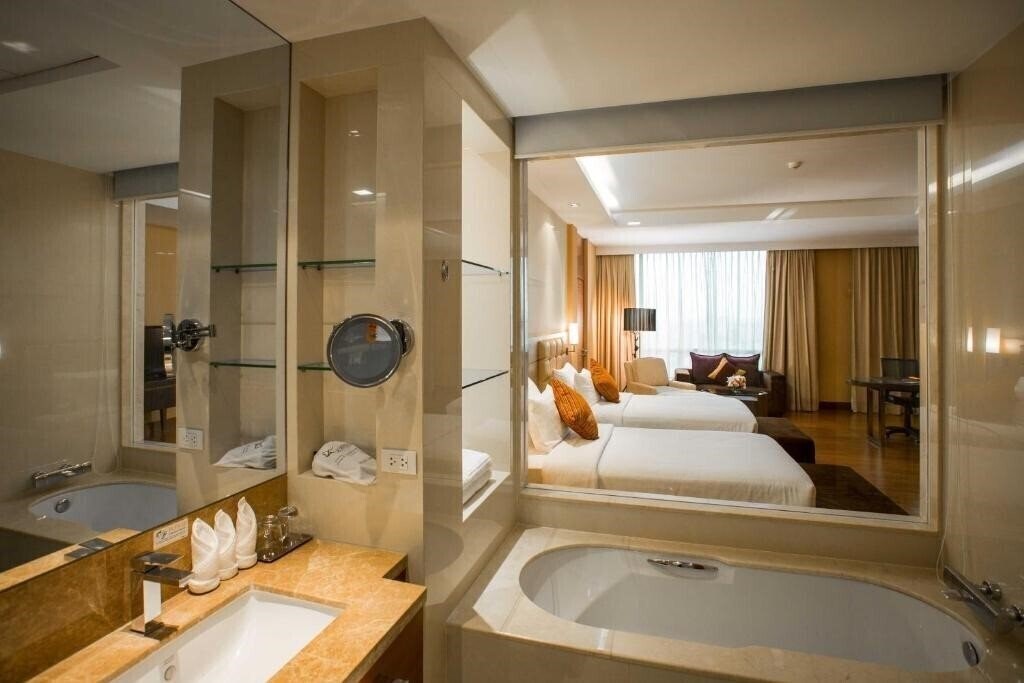 Fotografii The Grand Fourwings Convention Hotel Bangkok 5*