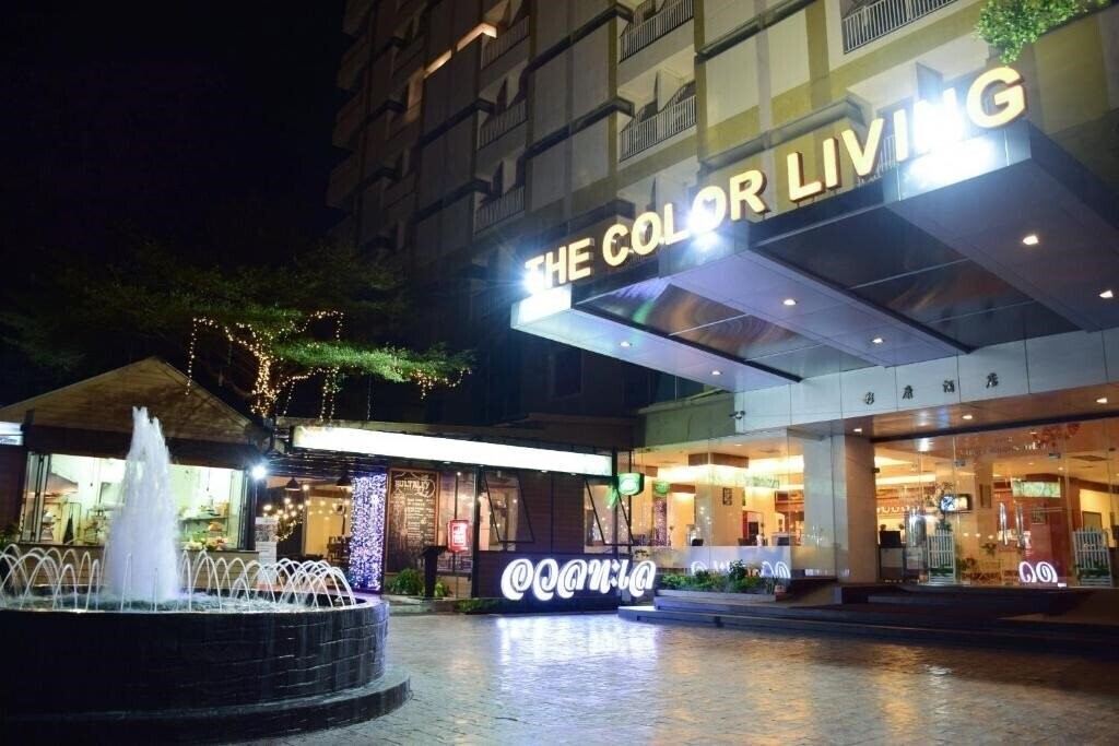 Hotel The Color Living Hotel 3*