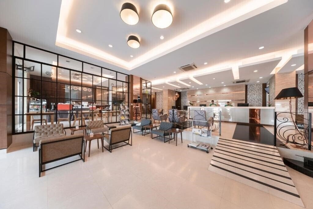 Imaginea Rompo Mansion 3*