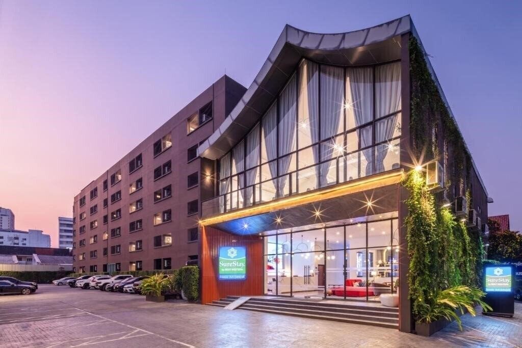 Imaginea Surestay by Best Western Iconic Ari-Jatujak 4*