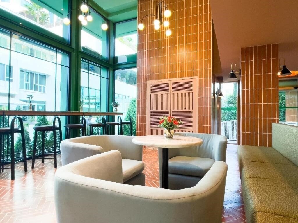 Imaginea Happihaus Hotel 4*