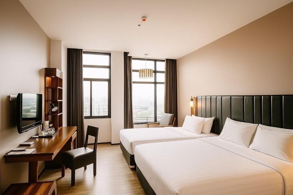 Фото Grand Howard Hotel 4*