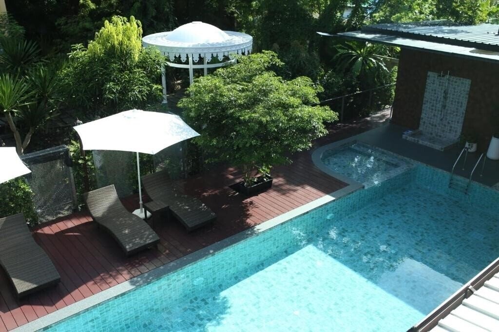 Imaginea Baan Chao Khun Hotel 4*