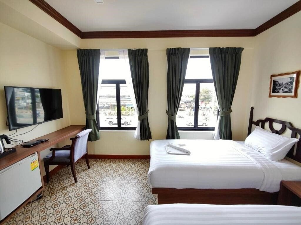 Hotel Baan Chao Khun Hotel 4*