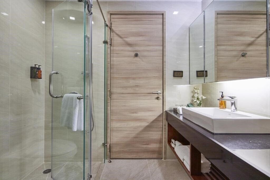 Фотография Adelphi Suites 4*
