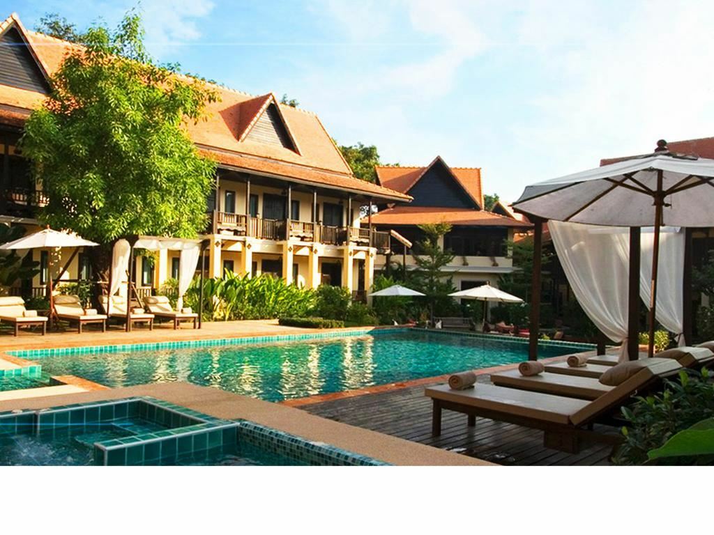 Отель B2 Ayatana Premier Resort 4*