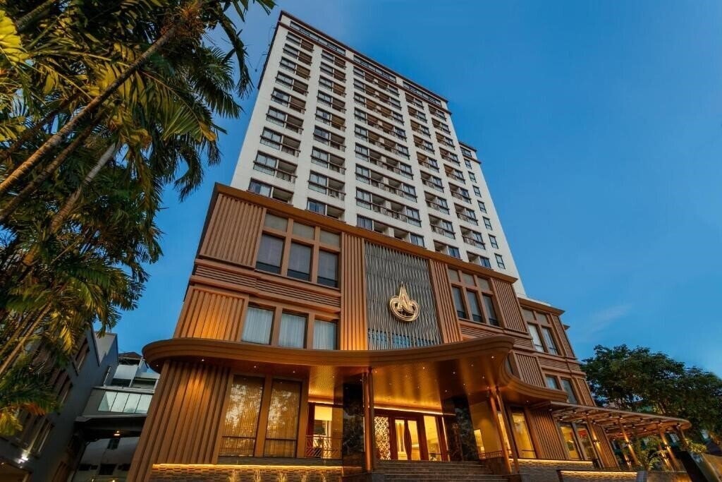 Imaginea Amora Hotel Tapae Chiang Mai 4*