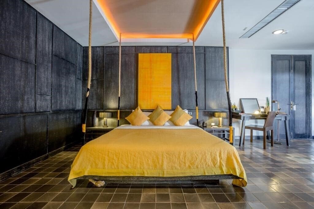 Отель Aruntara Riverside Boutique Hotel Chiang Mai 4*