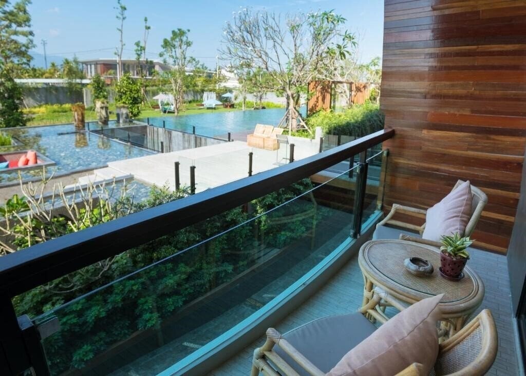 Фото North Hill City Resort 4*