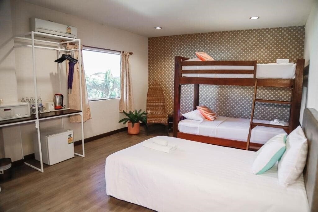 Fotografii Parasol Hotel Chiang Mai By Compass Hospitality 2*