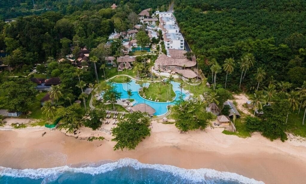 Hotel Eden Beach Resort & SPA 5*
