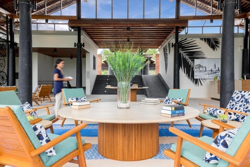 Imaginea Outrigger Khao Lak Beach Resort (ex. Royal Bangsak Beach Resort) 5*