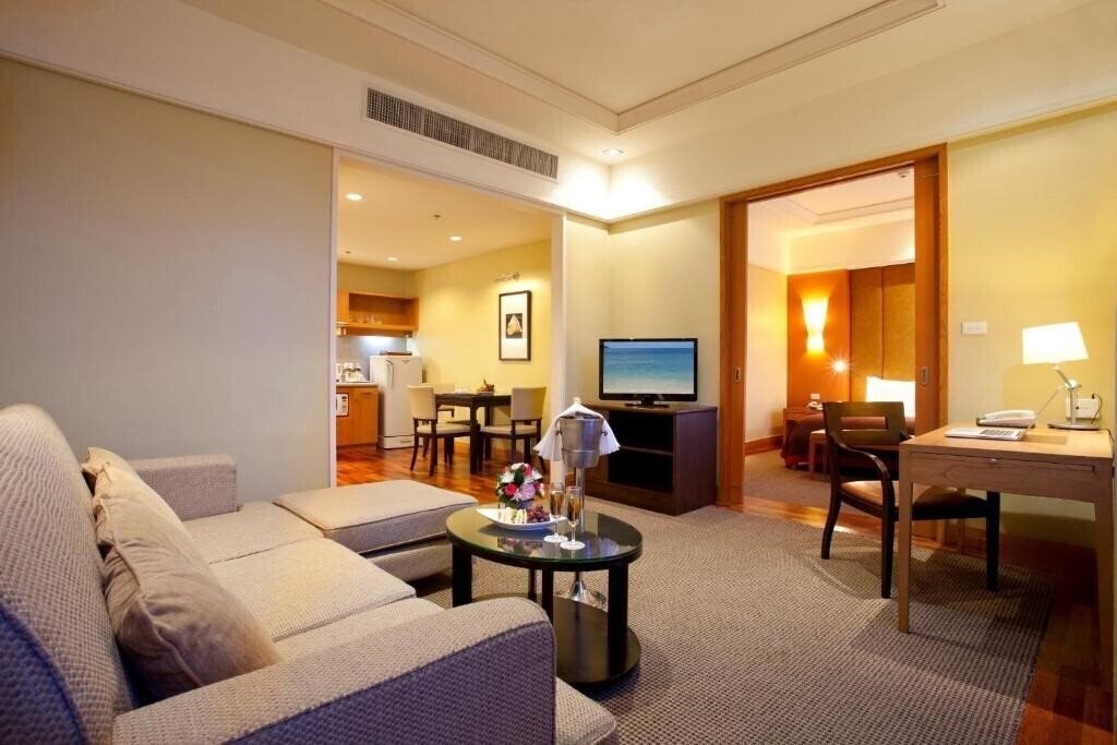 Imaginea Centara Hotel Hat Yai 4*