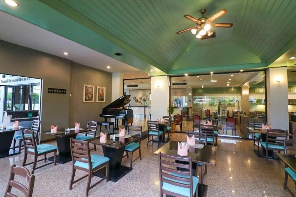 Фотография Hua Hin Grand Hotel & Plaza 3*
