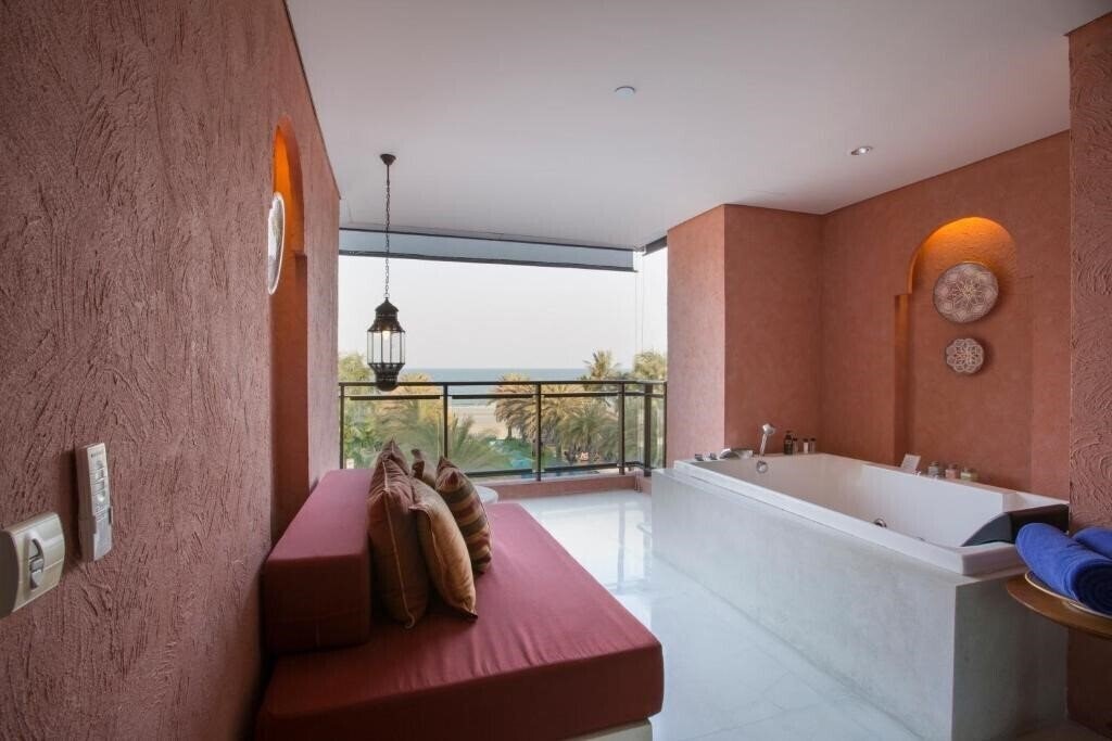 Фото Marakesh Hua Hin Resort & Spa 5*