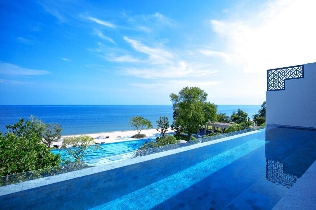 Imaginea Baba Beach Club Hua Hin 5*